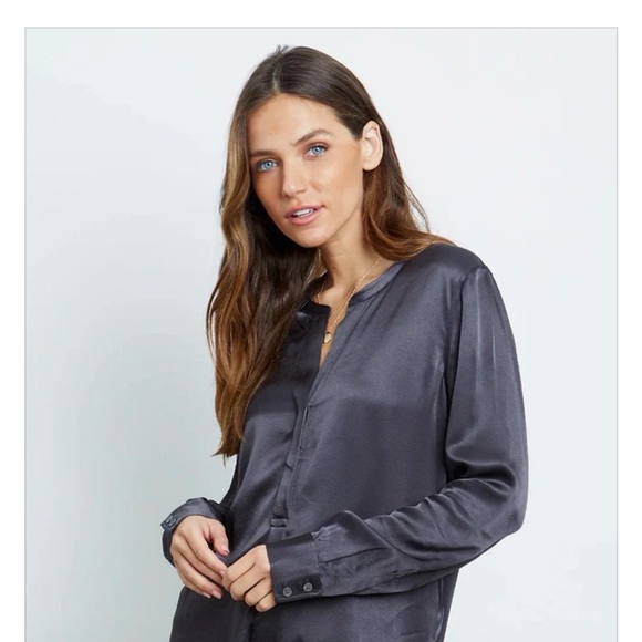 Rails Charcoal Blouse - Picture 4 of 4